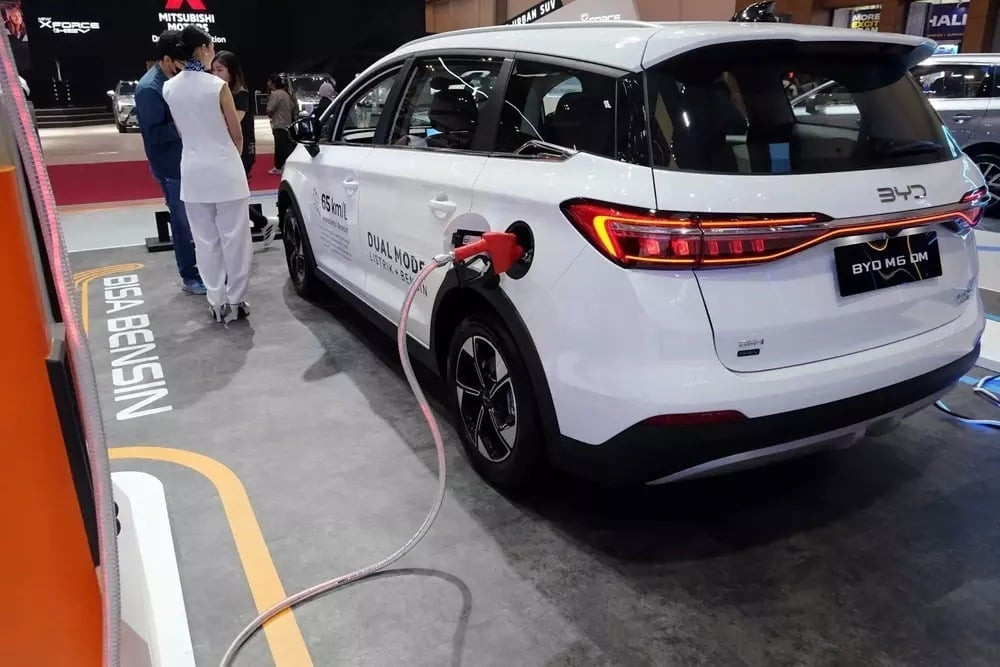 Tin xe 3/8: Hyundai lộ MPV điện mới, BYD M6 hybrid chạy 110 km - 4