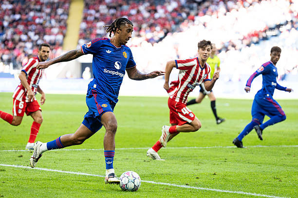 Leny Yoro tin vào khả năng vô địch của Manchester United