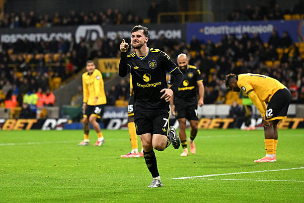 Mason Mount hứa hẹn đóng vai trò then chốt trong hệ thống chiến thuật mới của Man Utd.