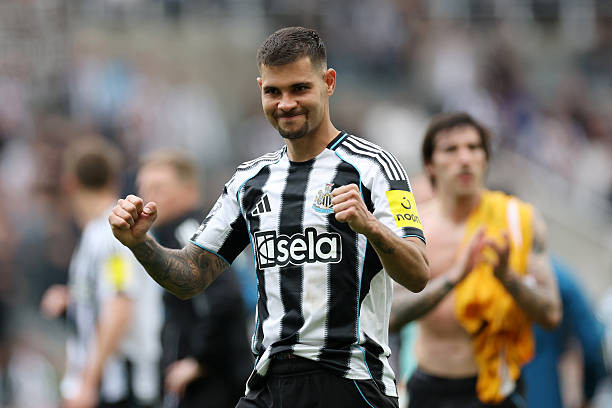Bruno Guimaraes gia nhập Arsenal với mức giá 75 triệu bảng