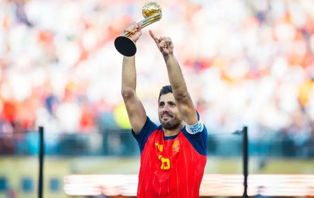 Rodri chọn gia nhập Barcelona thay vì Real Madrid