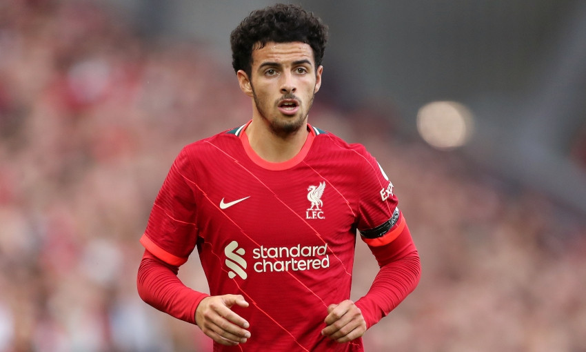 Curtis Jones để lại khoảng trống lớn về mặt nhân sự tại tuyến giữa Liverpool.