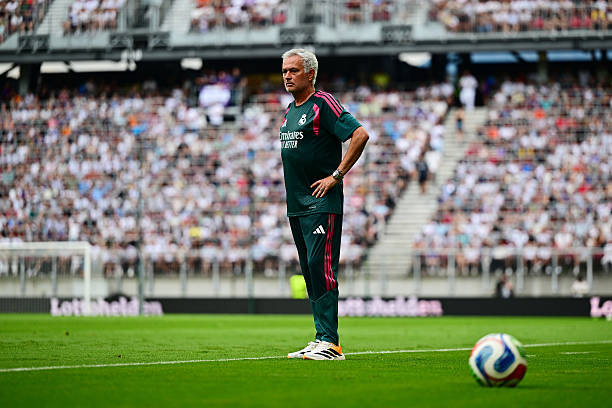 HLV Jose Mourinho cần xây dựng hệ thống chiến thuật tối ưu cho Bellingham