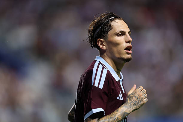 Alejandro Garnacho là tân binh đáng chú ý của Aston Villa. Ảnh: Getty Images.