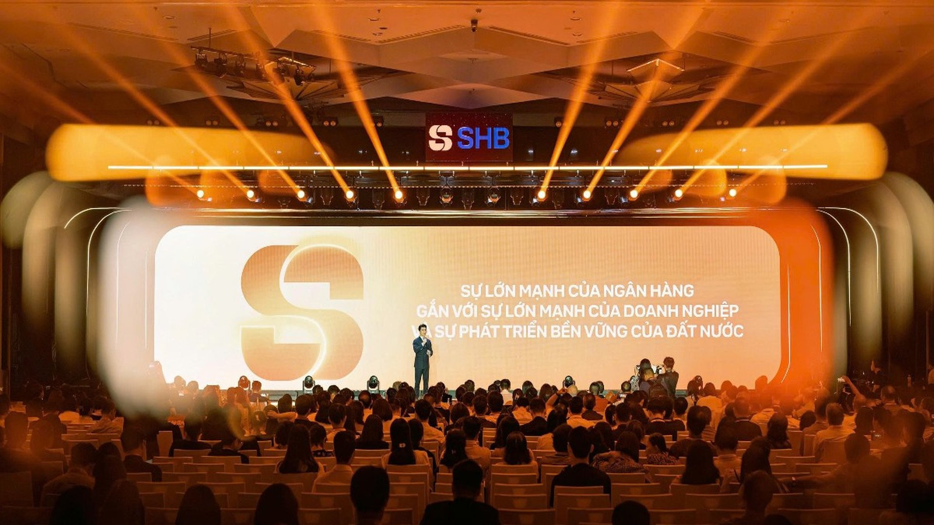 Tài chính vững mạnh giúp SHB mở rộng quy mô tín dụng