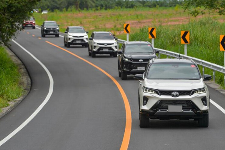 Hệ thống an toàn trên Toyota Fortuner