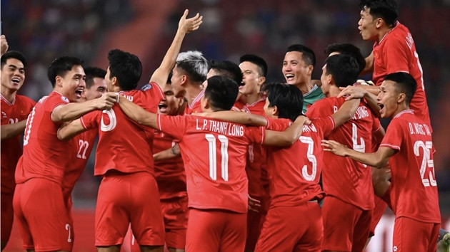 Việt Nam ăn mừng chiến thắng tại Rajamangala ở AFF Cup 2024. (Ảnh: VFF)