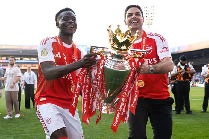 Đa số chuyên gia tin rằng Arsenal sẽ bảo vệ thành công ngôi vương.