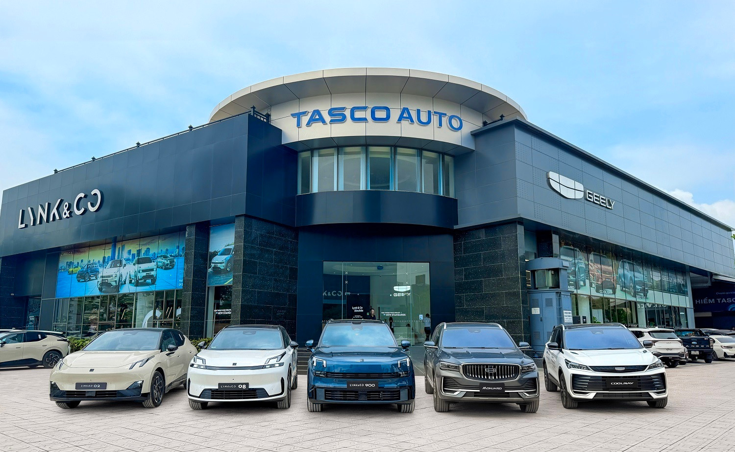 Tin xe 22/8: Tasco hỗ trợ khách chậm giao xe, Ford đưa xe đi toàn quốc - 1