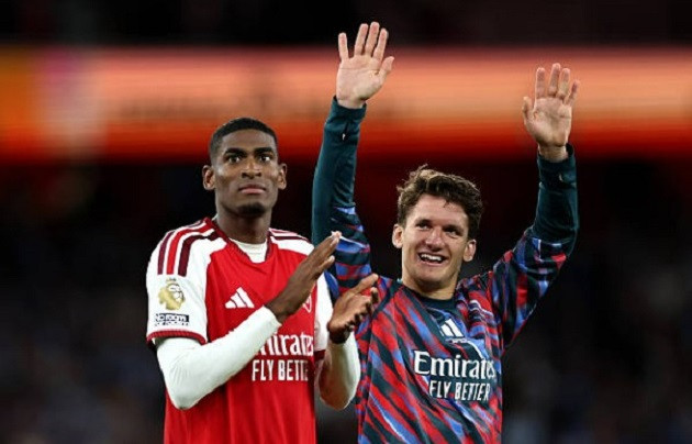 Tzolis có thể là chữ ký đáng tiền nhất của Arsenal hè này