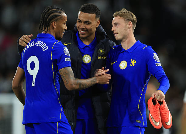 Tam tấu Cole Palmer, Morgan Rogers và Joao Pedro trên hàng công Chelsea