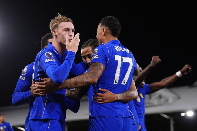 Palmer thi đấu chói sáng trước Fulham