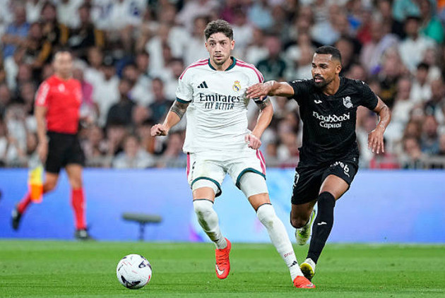Fede Valverde hỗ trợ phòng ngự và kiến tạo bàn thắng