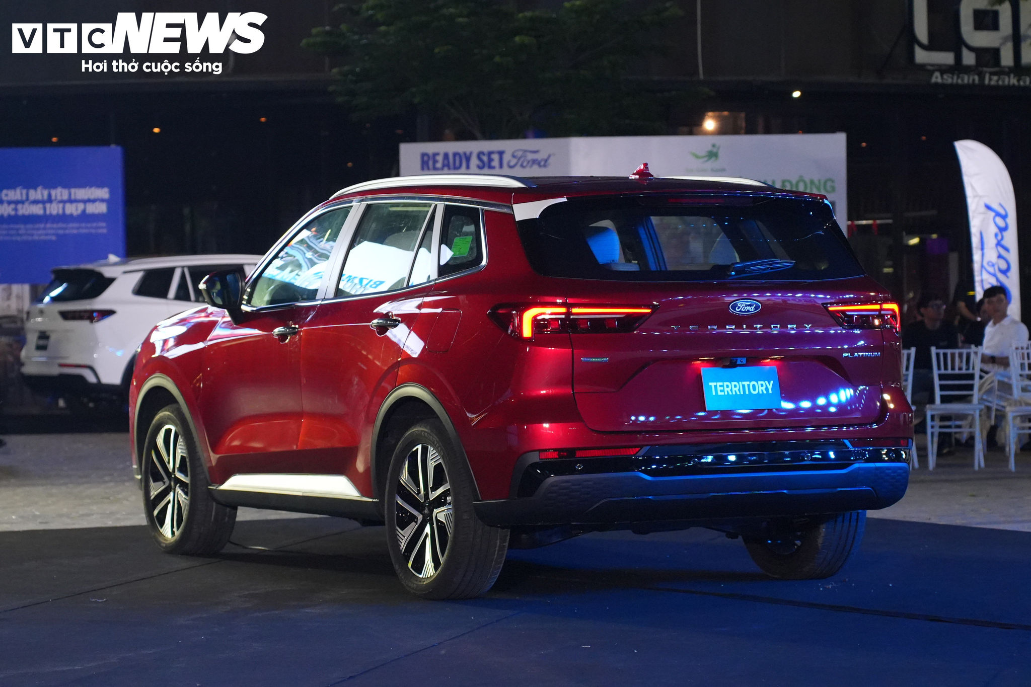 Ford Territory bản cao cấp nhất, giá 916 triệu đồng có gì? - 5