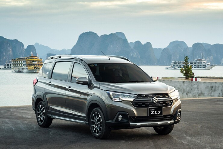 Chi tiết phần đầu xe Suzuki XL7 Hybrid