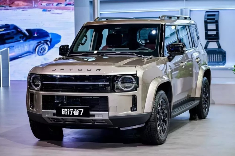 Tin xe 31/8: Lynk & Co triệu hồi hơn 74.000 xe - 2