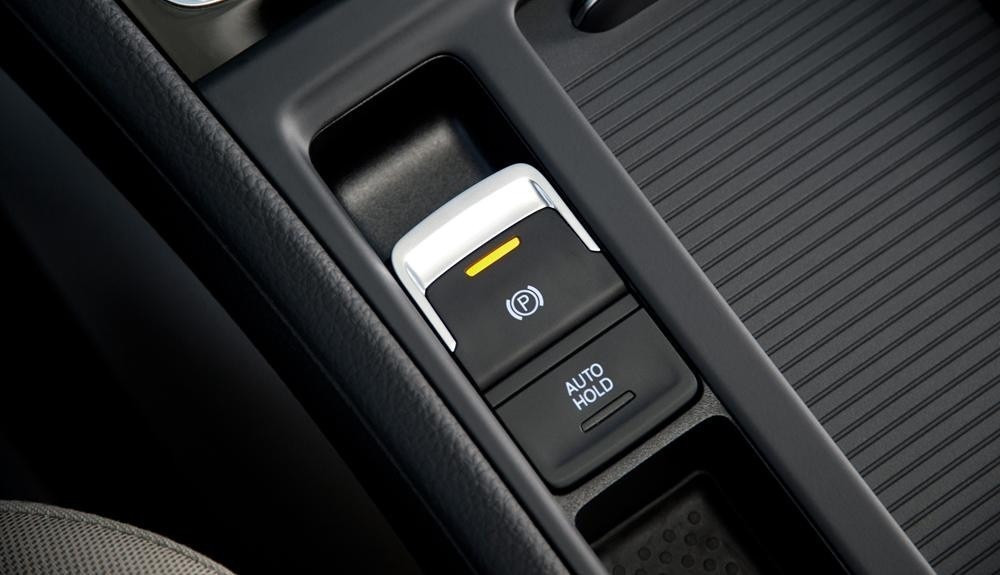 Phanh tay điện tử thường đi kèm với chế độ Auto Hold. (Ảnh: VF)