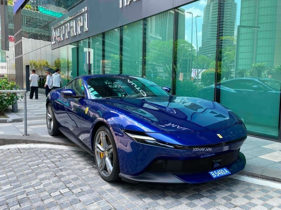 Tin xe 2/9: Ferrari Amalfi 640 mã lực, Denza N8 lộ màn hình 1,1 m - 1
