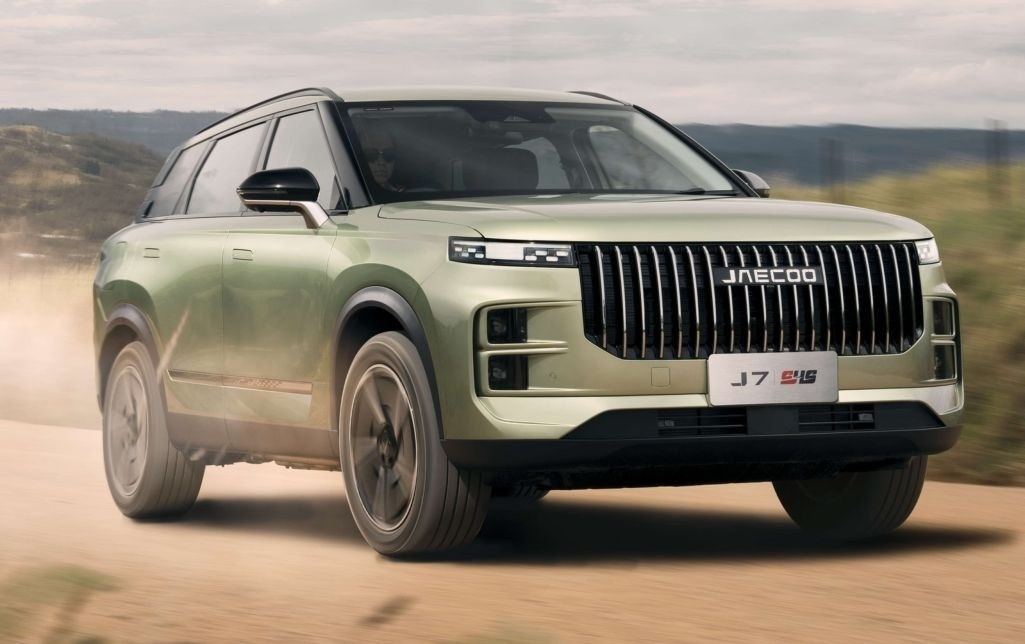 Tin xe 4/9: Range Rover Electric chạy gần 600 km/lần sạc, Ford Everest có máy V6 - 3