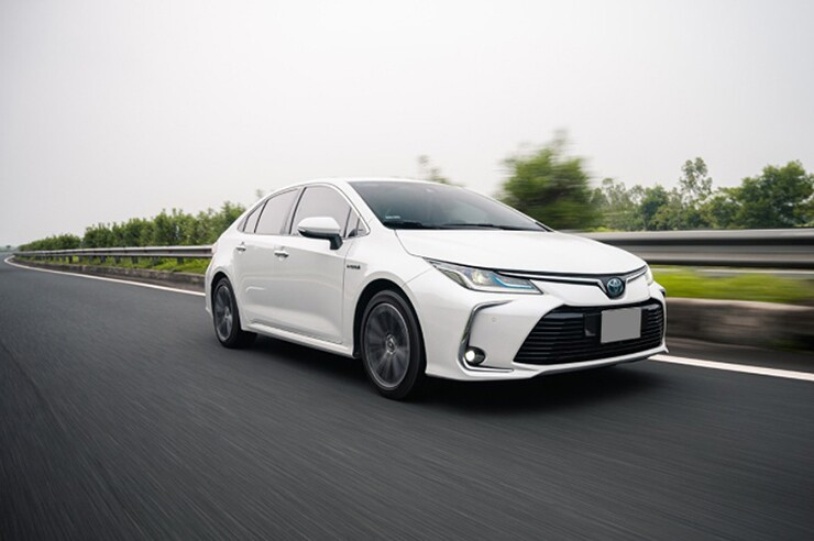 Toyota Corolla Altis vận hành