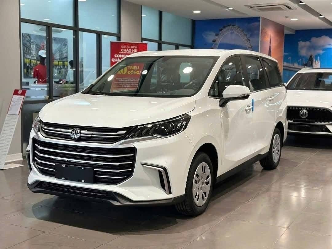 Thị trường ô tô tháng 9/2026 đang chứng kiến những đợt giảm giá mạnh của nhiều mẫu xe nhằm thúc đẩy doanh số. (Ảnh: KT)