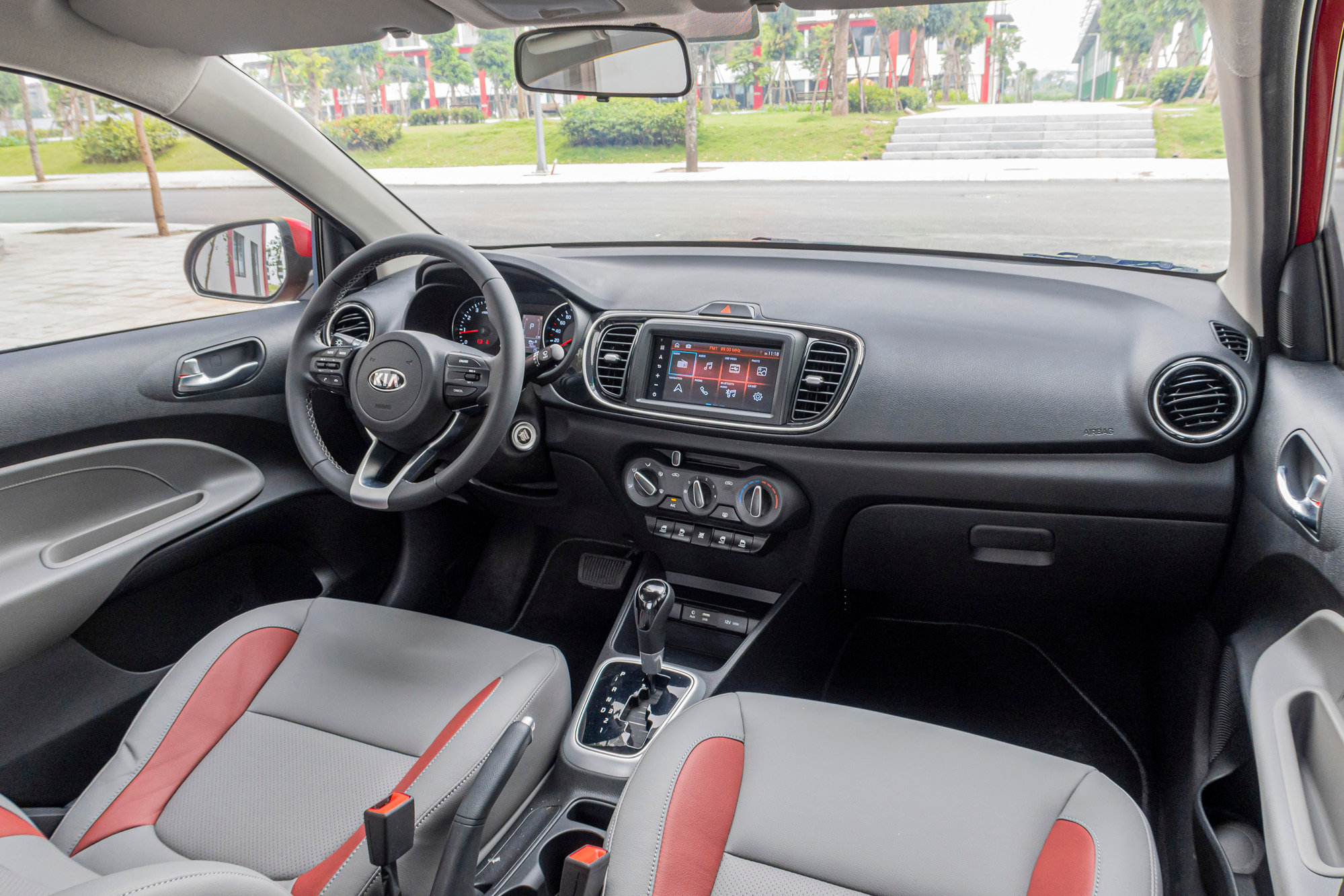 Ngân sách dưới 450 triệu đồng nên chọn Toyota Vios hay Kia Soluto? - 3