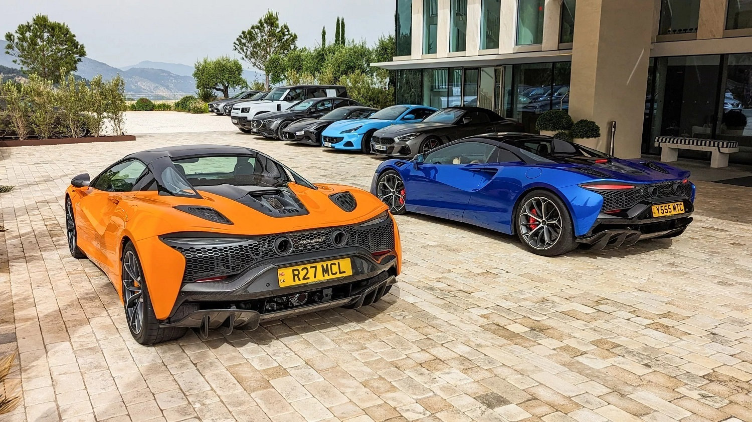 Siêu xe mới của McLaren mạnh mẽ hơn 750S, giá thấp hơn - 3