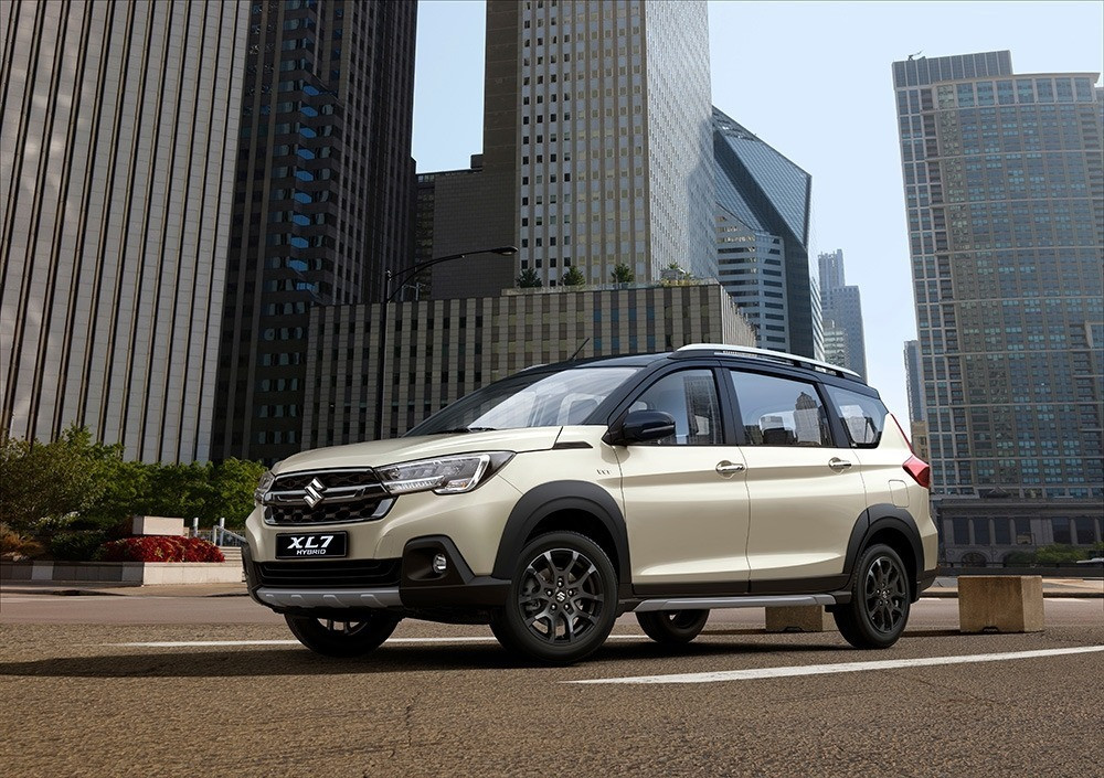 Suzuki XL7 Hybrid đang được hãng xe Nhật Bản áp dụng ưu đãi mạnh tay dưới hình thức hỗ trợ toàn bộ lệ phí trước bạ trong tháng 9/2026.