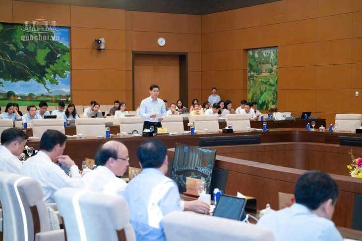 Đề xuất cấm toàn diện thuốc lá điện tử, thuốc lá nung nóng- Ảnh 3.