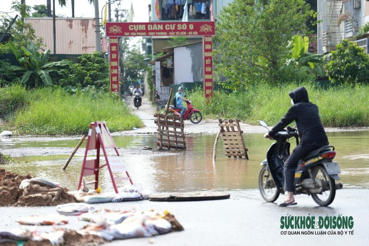 Hà Nội xử lý nghiêm nạn trộm nắp hố ga, nắp cống trên vỉa hè, lòng đường- Ảnh 2.