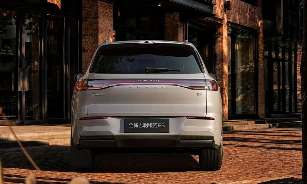Geely EX5 mới: SUV điện với công suất 329 mã lực và phạm vi hoạt động 635 km - 6