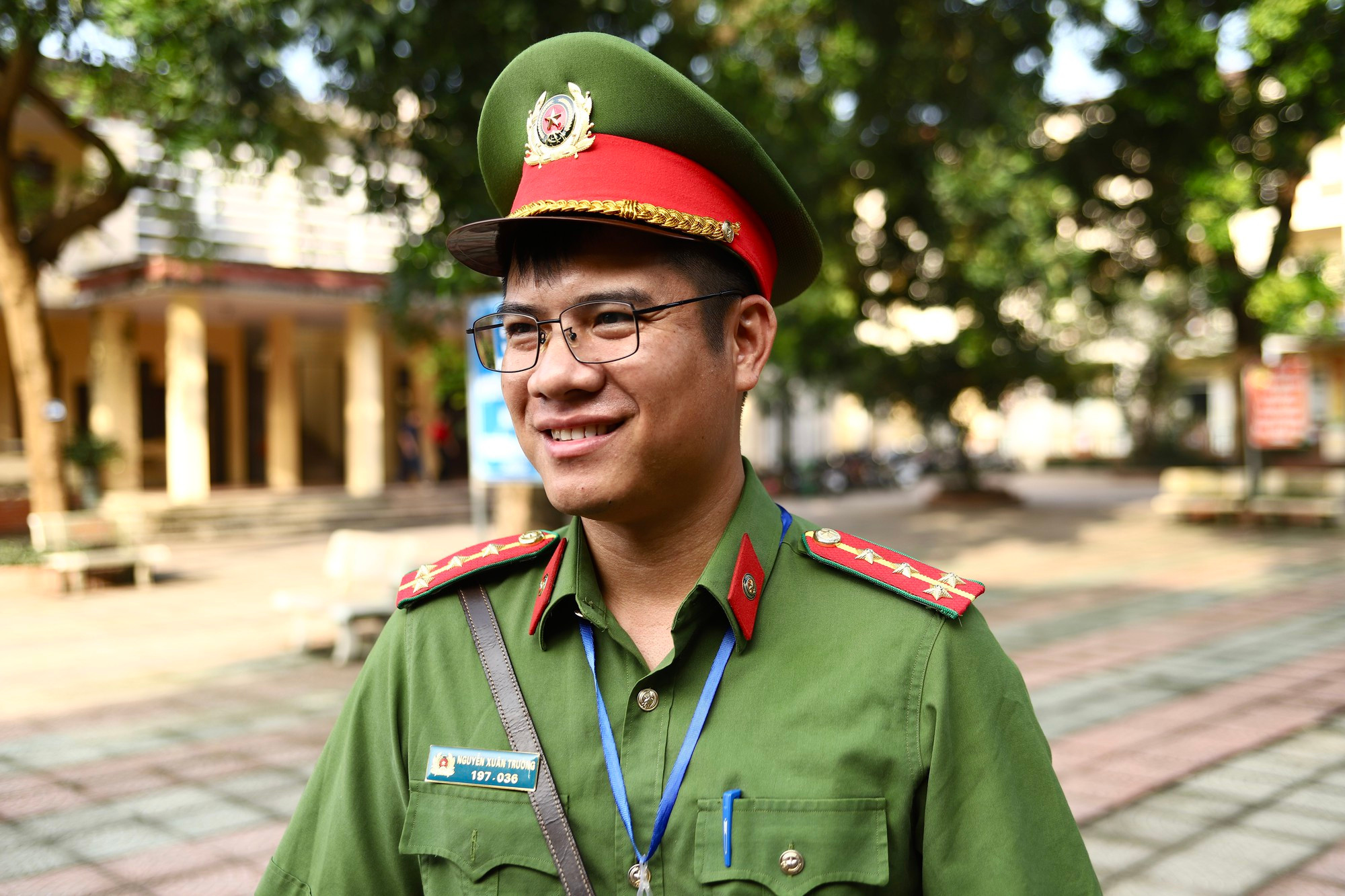 Học sinh vi phạm giao thông, phương tiện được đưa thẳng vào trường xử lý - Ảnh 4.
