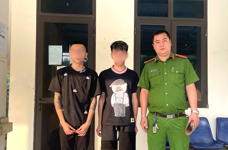 Hai thiếu niên vô cớ chém người đi đường vì cho rằng bị ‘nhìn đểu’- Ảnh 1.