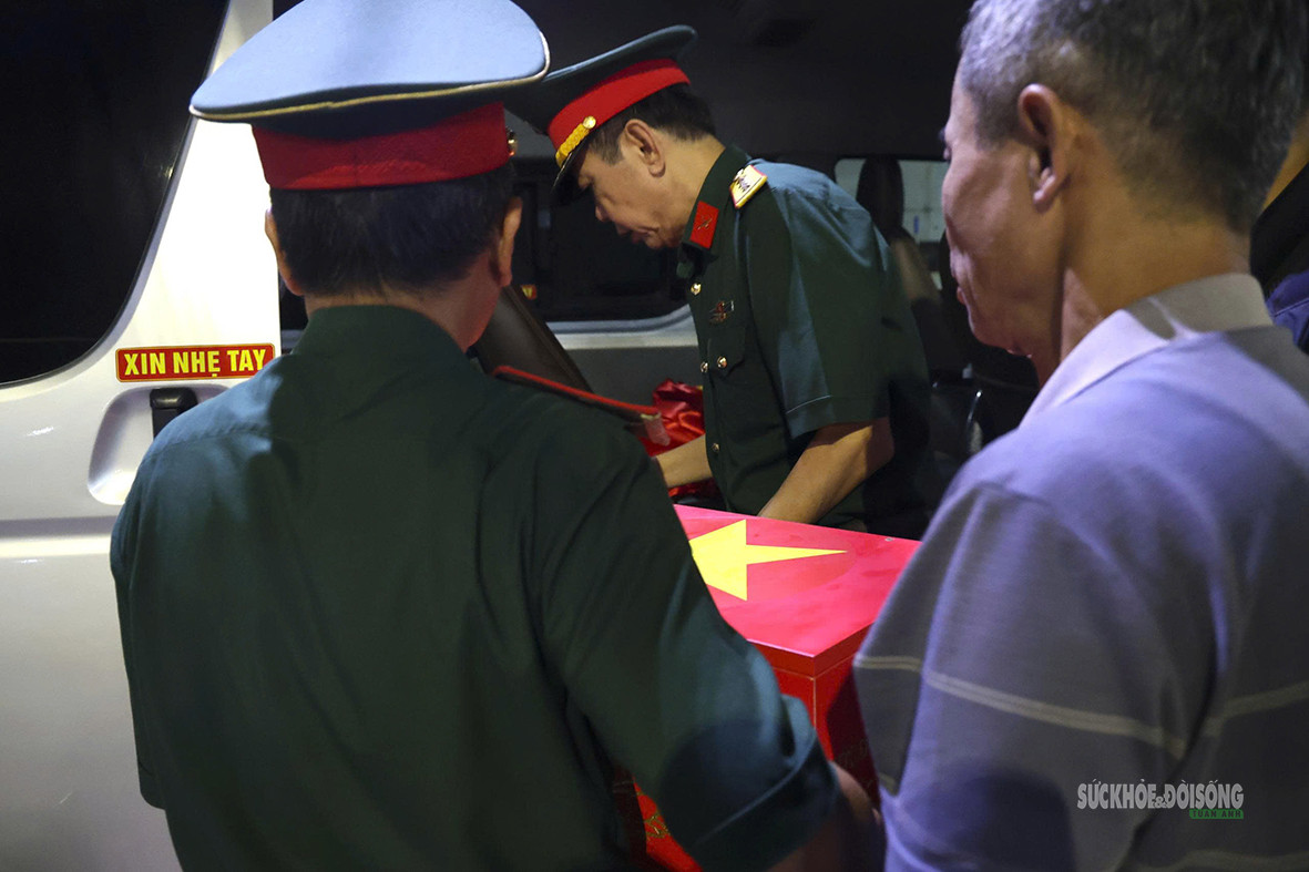 Nối những vòng tay, đưa liệt sĩ trở về quê hương - Ảnh 8.