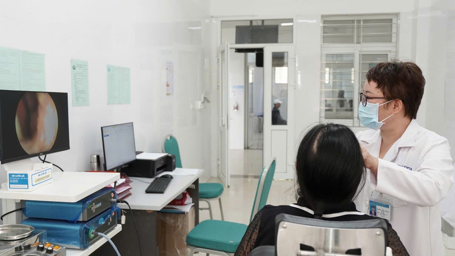 Nữ bác sĩ hơn 20 năm bền bỉ nơi biên cương và hải đảo - Ảnh 6.