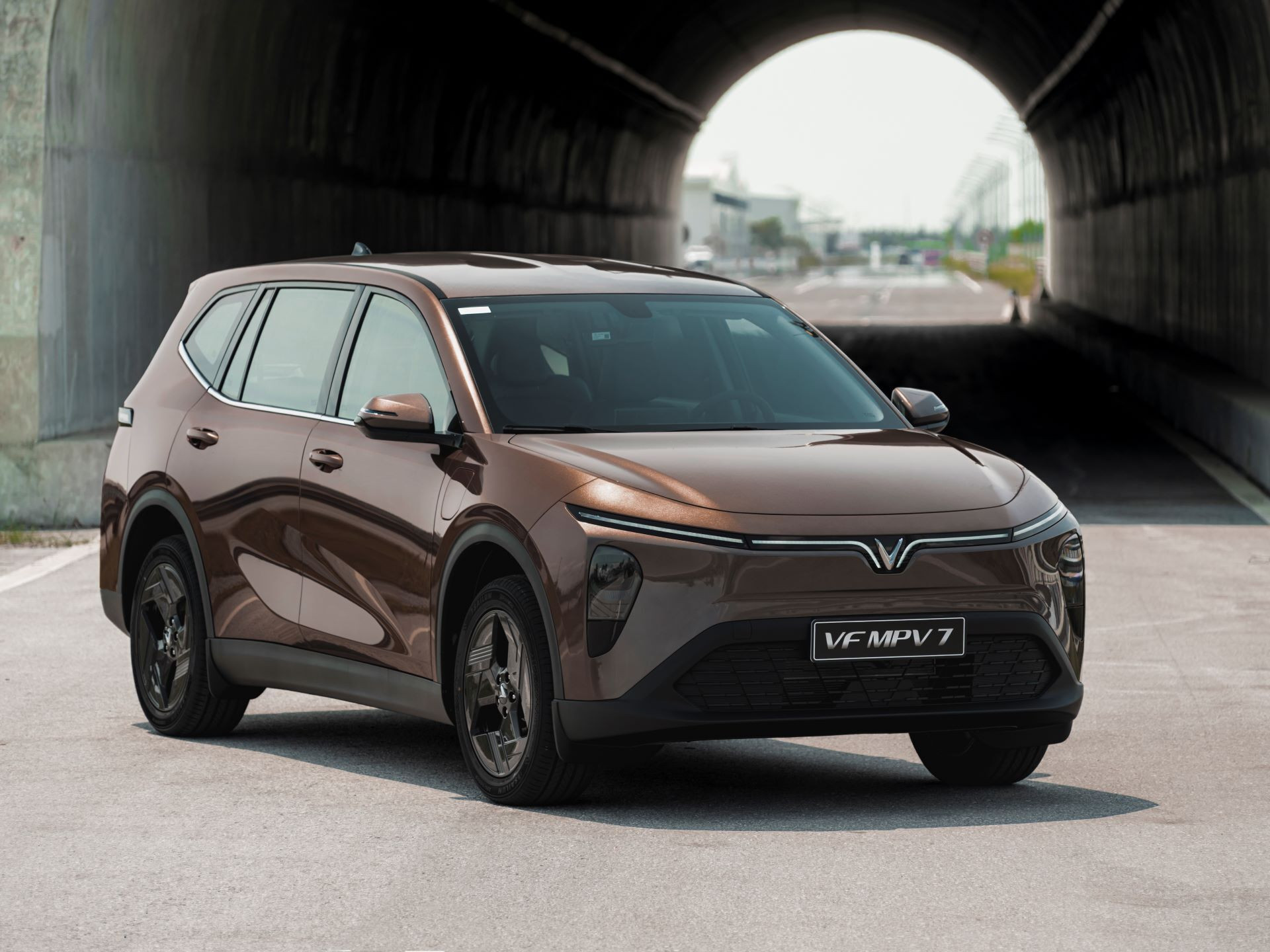 VF MPV 7 hướng tới gia đình đa thế hệ, giá sau ưu đãi còn 682,5 triệu đồng - 1