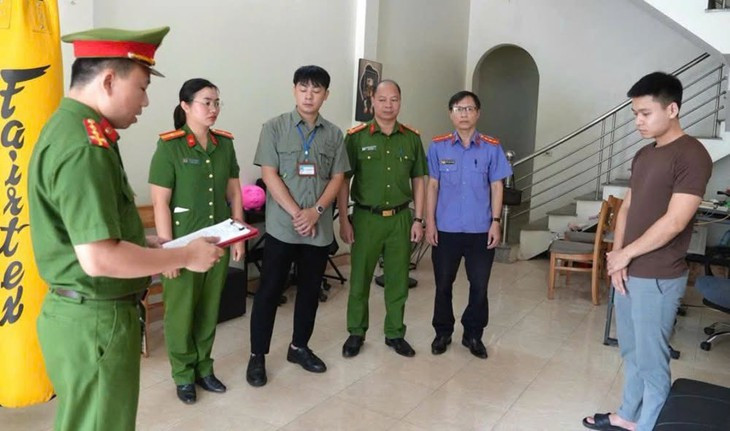 Khởi tố đối tượng bán gần 9 tấn thảo mộc không rõ nguồn gốc qua mạng xã hội- Ảnh 1.
