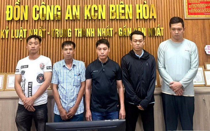Qua mặt công ty trộm 3 tấn hạt nhựa, 5 nhân viên rủ nhau ra đầu thú- Ảnh 1.
