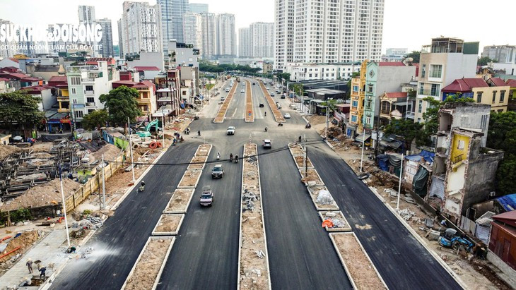 Đường nối 'khu đô thị nhà giàu' ở Hà Nội rộng 50m vừa thông xe- Ảnh 4.