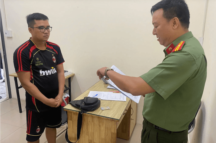 Triệt phá đường dây mua bán hóa đơn hàng nghìn tỷ đồng- Ảnh 1.