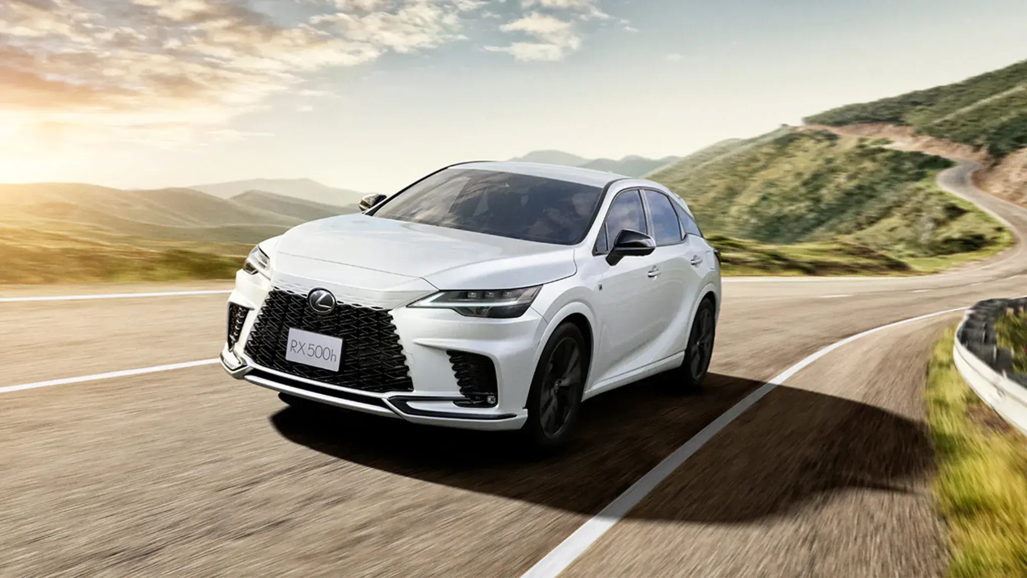 Lexus RX facelift được thử nghiệm và tinh chỉnh trên đường đua Nürburgring Nordschleife.