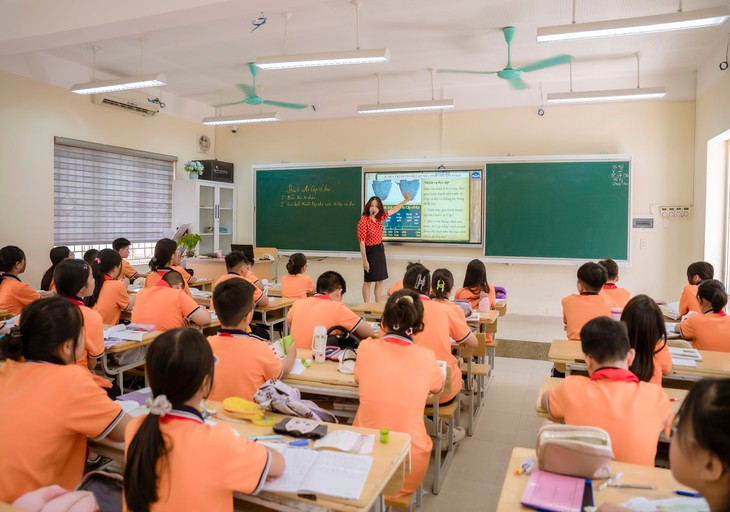 Tính thiếu tuần dạy thêm giờ cho giáo viên, cần rà soát lại- Ảnh 1.