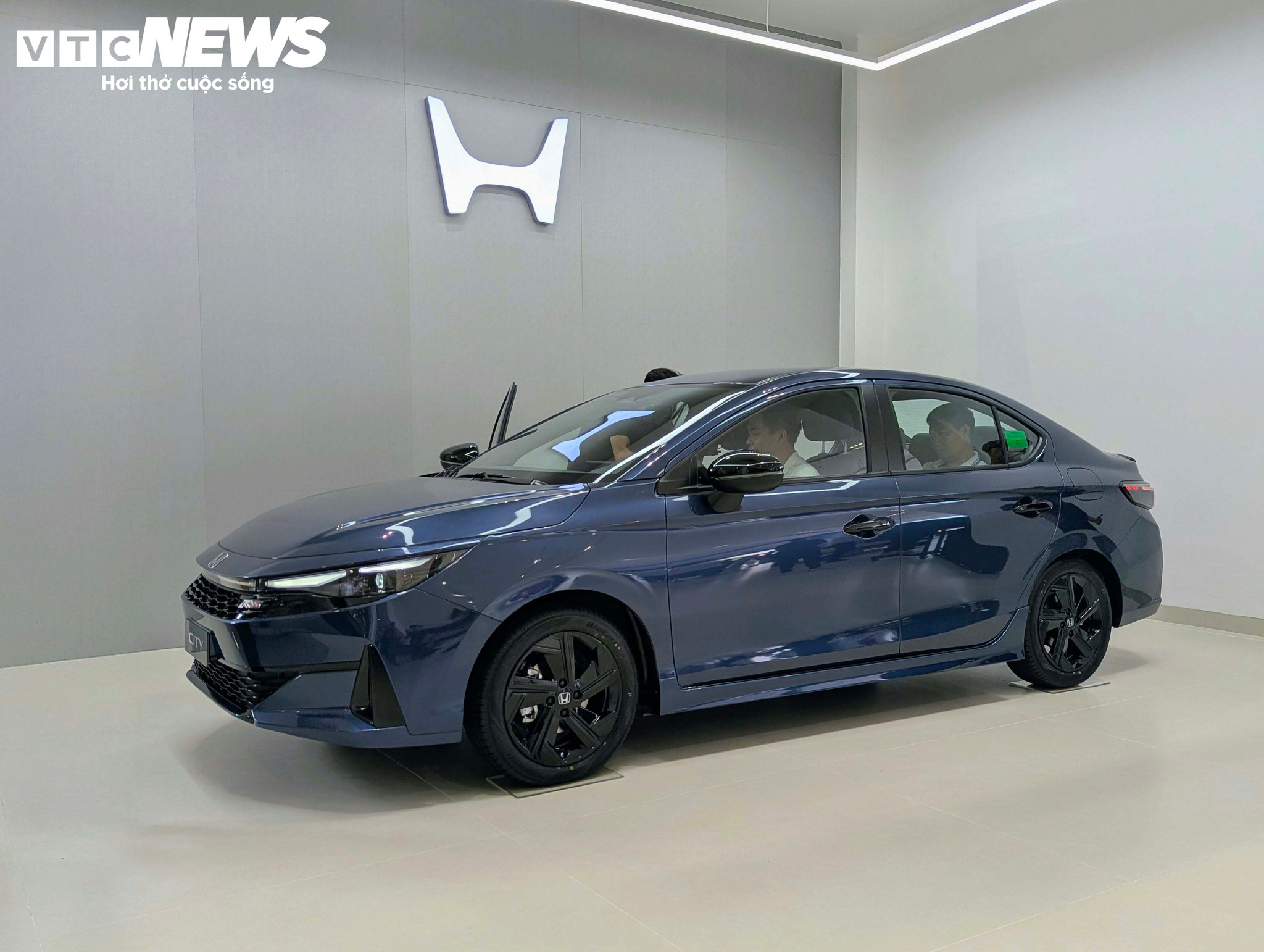 Honda City 2026: Lột xác ngoại thất, giá từ 539 triệu đồng - 1
