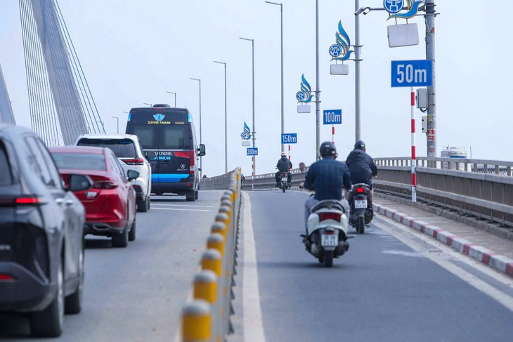 Bộ Xây dựng nói gì về việc xử phạt lỗi không giữ khoảng cách trên cao tốc?- Ảnh 2.