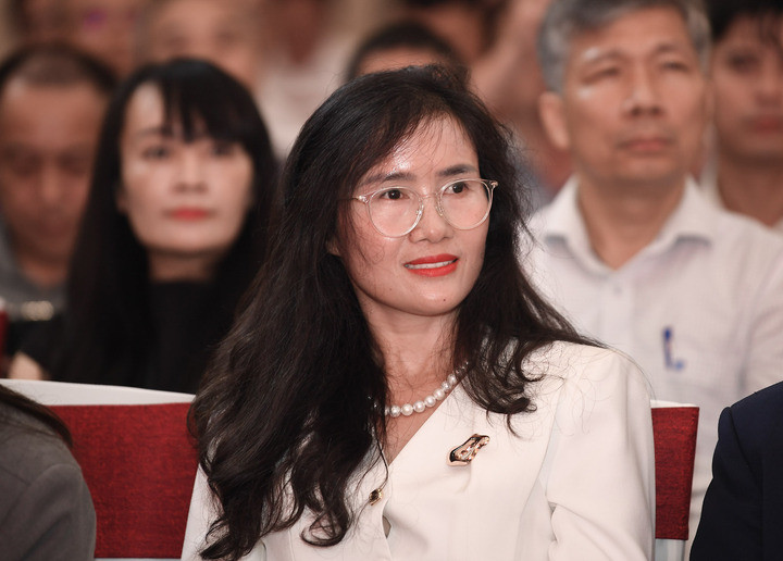 “Khi đã cùng VinFast vượt qua những áp lực khắt khe, việc chinh phục các thị trường ngoài Việt Nam không còn quá khó”, bà Hồ Thị Nga cho biết.