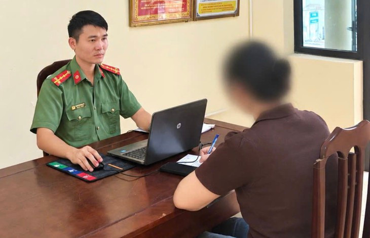 Đăng tin vu khống trên Facebook, người phụ nữ bị phạt 10 triệu đồng- Ảnh 1.