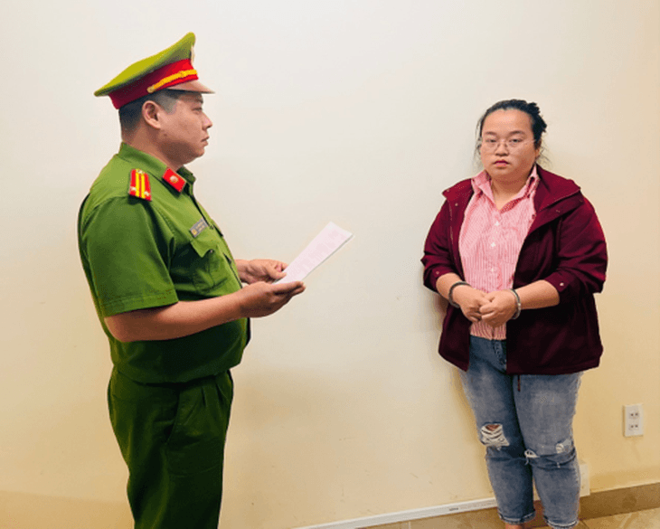 Bắt nữ nghi phạm lừa đảo mua bán nông sản qua mạng sau nhiều năm lẩn trốn- Ảnh 1.