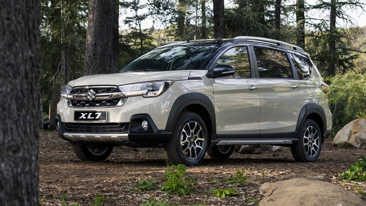 Chọn Hyundai Stargazer X hay Suzuki XL7 hybrid trong tầm giá 600 triệu đồng? - 2