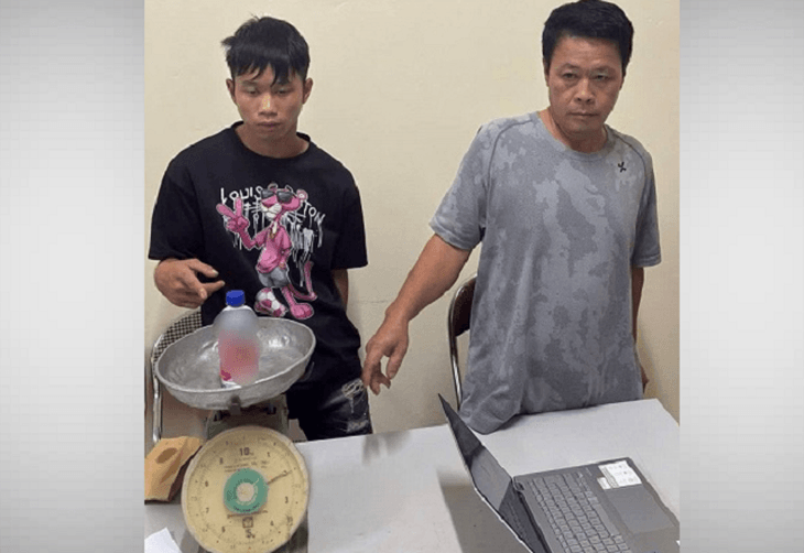 Bắt 8 đối tượng trong vụ vận chuyển gần 2kg thủy ngân giấu trong chai nước ngọt- Ảnh 1.