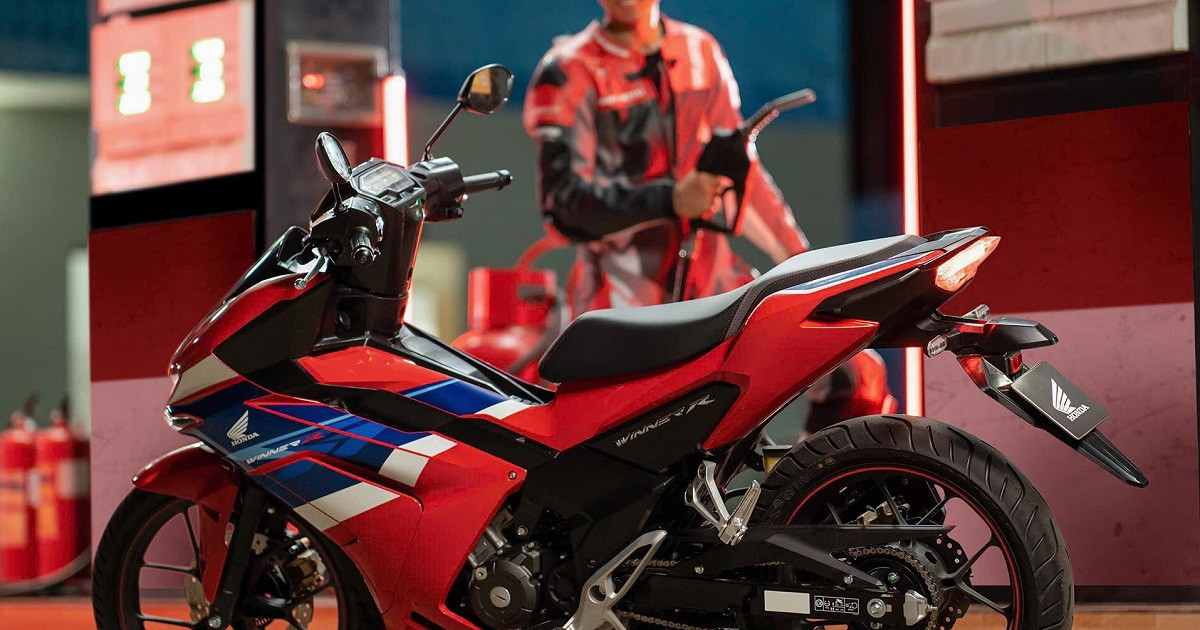 Bảng giá xe máy Winner R mới nhất tháng 12/2025